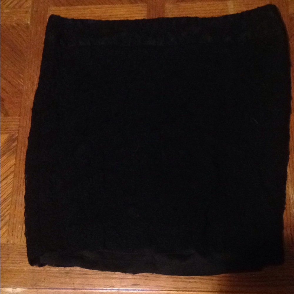 Express textured black skirt